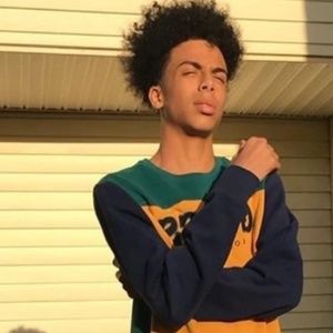 Meet your Posher, Leo